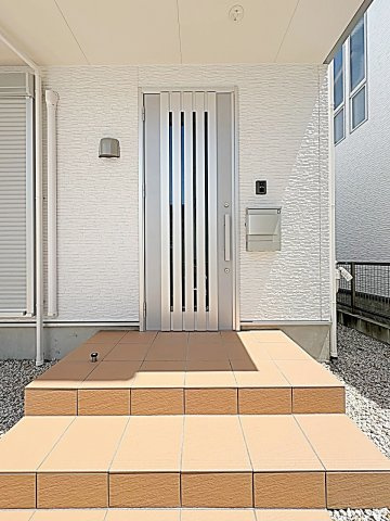 バンクーバー１１２４代万町の玄関