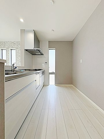 バンクーバー１１２４代万町のキッチン