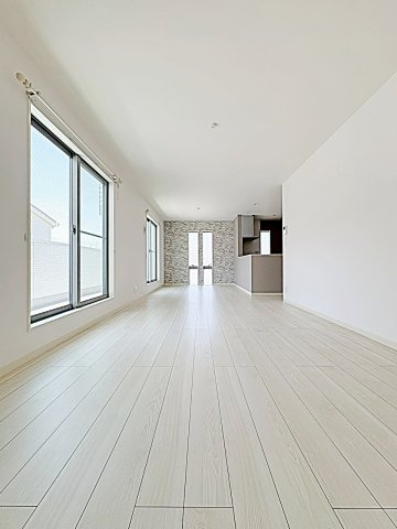 バンクーバー１１２４代万町の居間・リビング