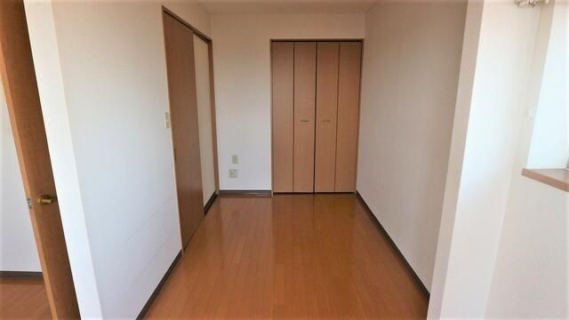 ＦＬＡＴ・ＵＭの寝室