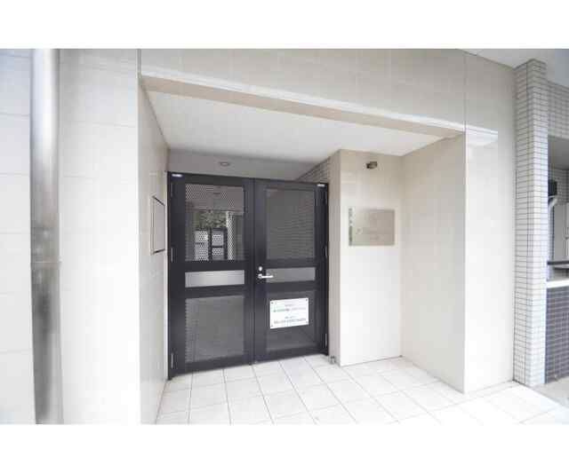 Ｒｉｓｉｎｇ　Ｐｌａｃｅ大森二番館のエントランス
