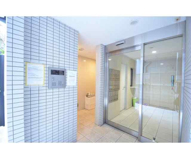 Ｒｉｓｉｎｇ　Ｐｌａｃｅ大森二番館のエントランス