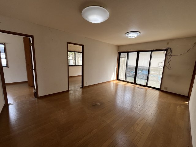 西村山郡河北町谷地字砂田41-4の居間・リビング|8/18撮影
【リフォーム前】
現在リフォーム内容精査中です◎