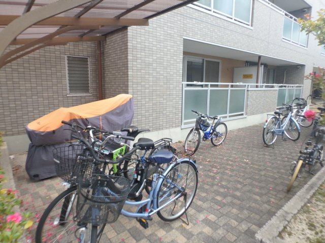 【その他】 | アネックス大森 | 屋根付き駐輪場