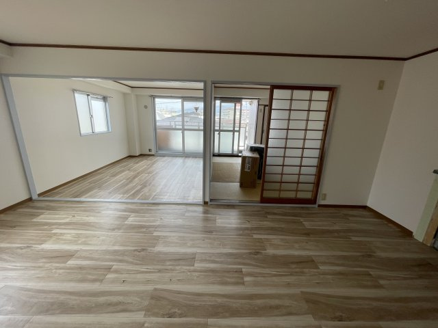 【居間・リビング】 | アネックス大森 | 日のあたる時間が長く冬でも暖かい西向き