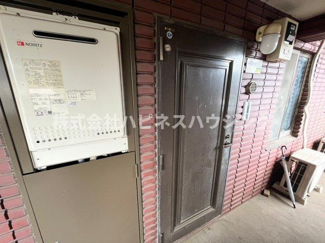 木崎台マンションの玄関