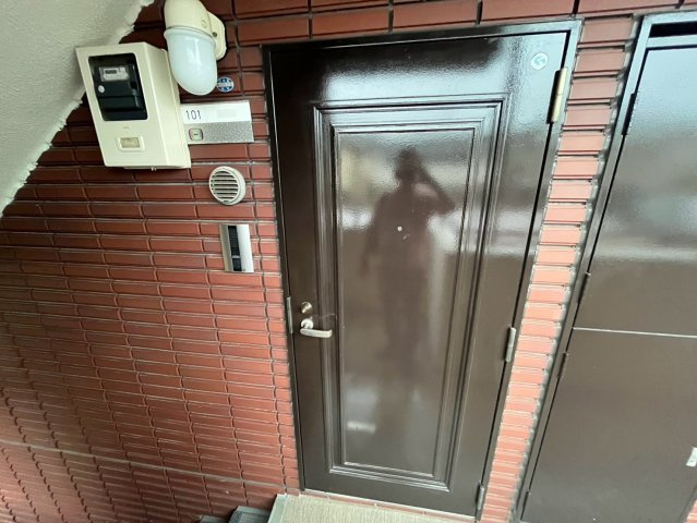 木崎台マンションの玄関