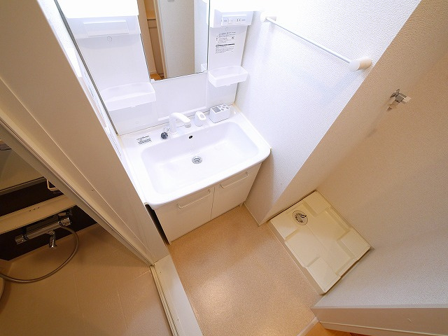 ＡＬＨＯＵＳＥ南城戸の洗面所|広い洗面スペース