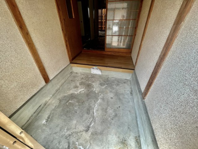 【玄関】 | 旭ケ丘3丁目貸家