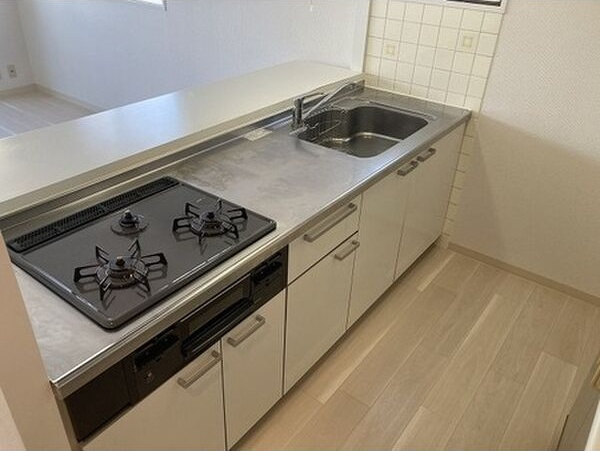 大阪市浪速区戎本町１丁目の賃貸マンションのキッチン