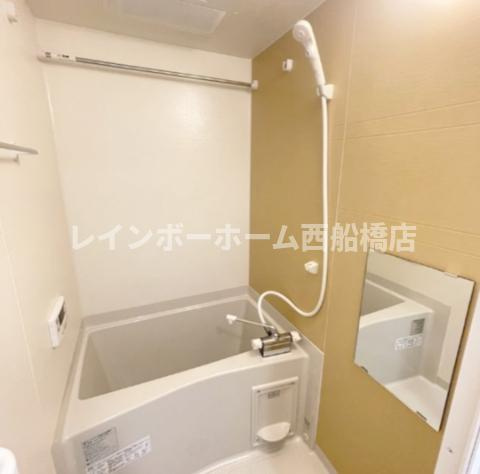 MELDIA行徳IIIの浴室