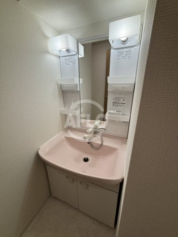 グリーンヒルズ　本田小学校の独立洗面台|グリーンヒルズ　洗面所