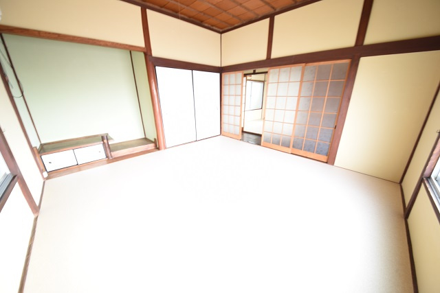 宮原3丁目戸建の洋室