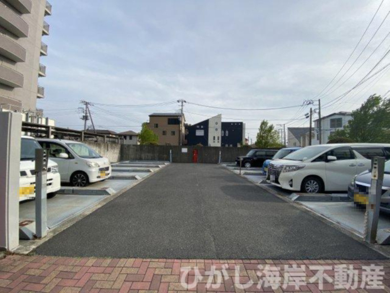 グランドビュー茅ヶ崎の駐車場|敷地内駐車場