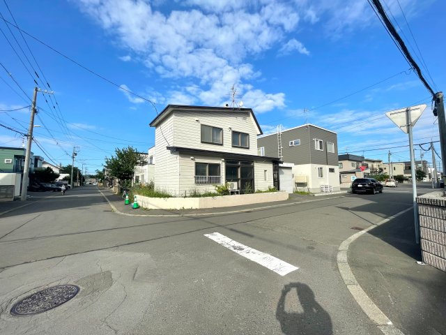 新琴似9条11丁目　土地の前面道路含む現地写真