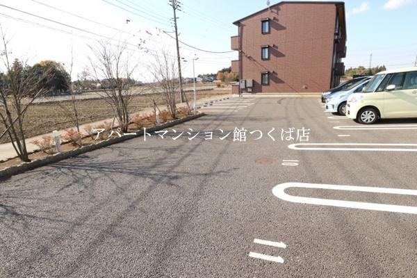 Regulusレギュラスの駐車場