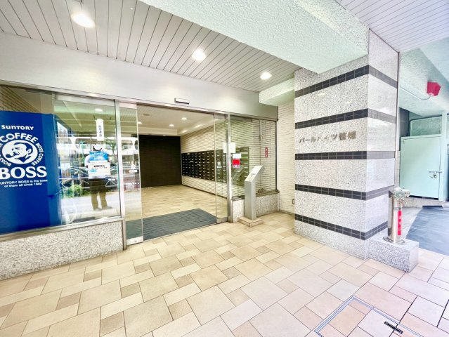 パールハイツ笹塚のエントランス|広々としたエントランスアプローチ！