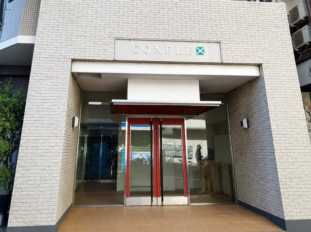 コンフレックス善福寺公園のエントランス