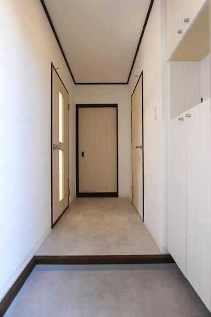 Ｇｒｅｅｎ　Ａｐａｒｔｍｅｎｔ　Ａ棟　の玄関