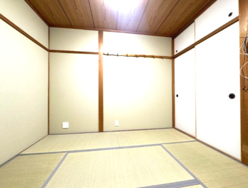 紫野西藤ノ森町一棟貸しの内装