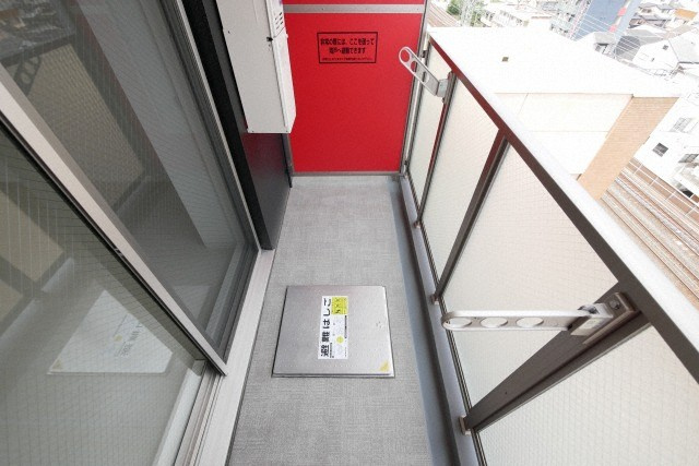 グランパシフィック今里駅前のバルコニー