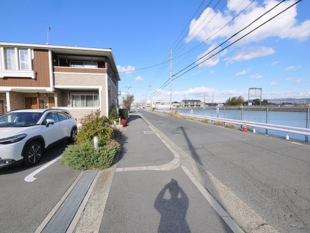イーストゲートＡ