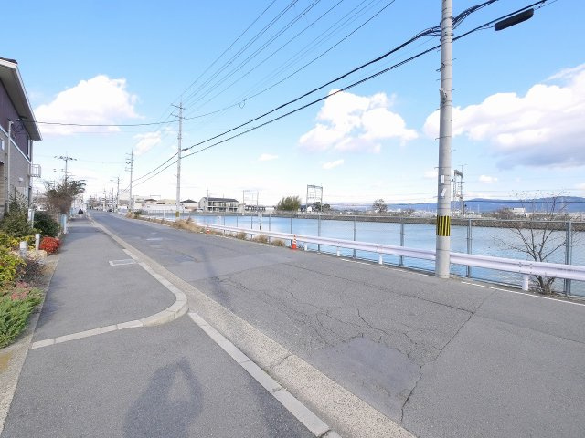 イーストゲートＡ