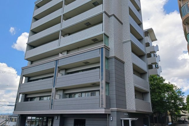 エスリード香里園美井元町の外観