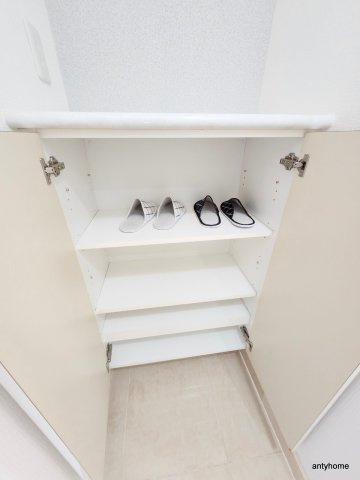 BRAVI南堀江　仲介手数料無料の収納