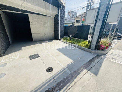 【駐車場】 | S-RESIDENCE堺筋本町Uno