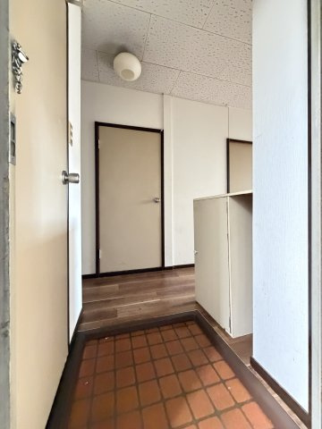 アーバン中野の玄関