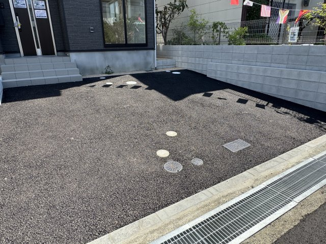 神戸市須磨区高倉台１丁目新築戸建の駐車場