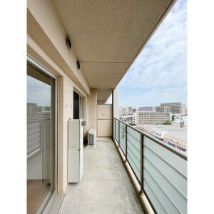 エムティースクエア吉塚駅前のバルコニー