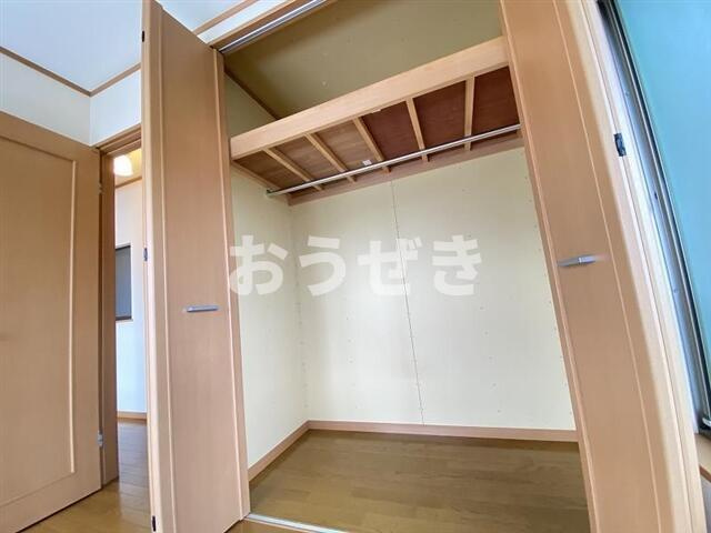 テレーズ・シオンのその他