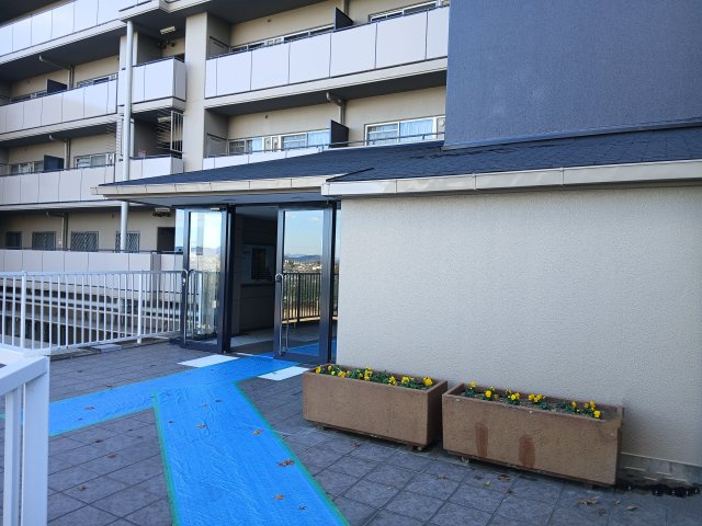 藤和さやまハイタウンＤ棟の外観