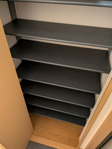 【収納】 | ブリーズ東海神D | 靴もたくさん入りますね