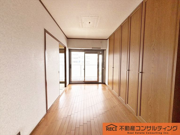 西宮グリーンマンション1号棟の外観