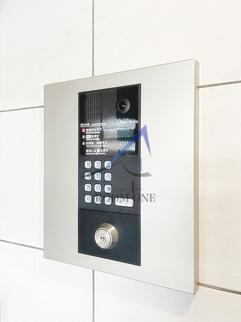 Ｌｉｂｅｒｔｅ　Ｓｋｙｔｒｅｅ　Ｅａｓｔのセキュリティ|オートロックです。