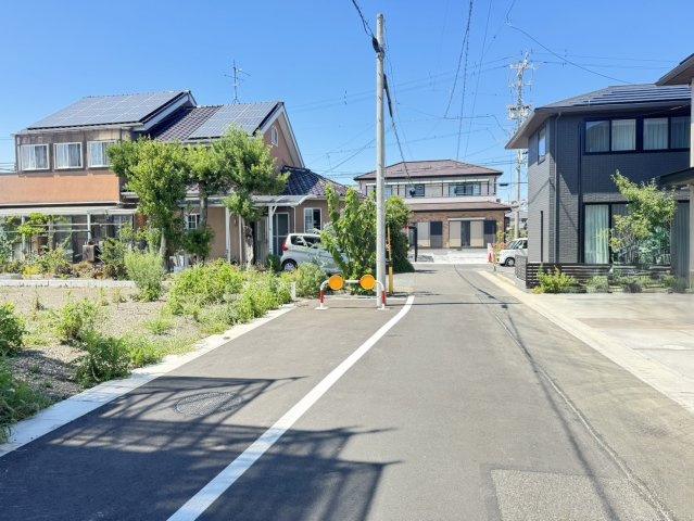 藤枝市　田沼4丁目　分譲地　全11区画　⑨区画の前面道路含む現地写真
