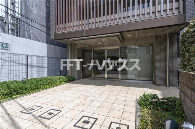 S-FORT船橋本町のエントランス