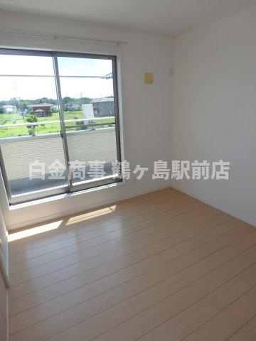 坂戸市北大塚中古戸建の洋室
