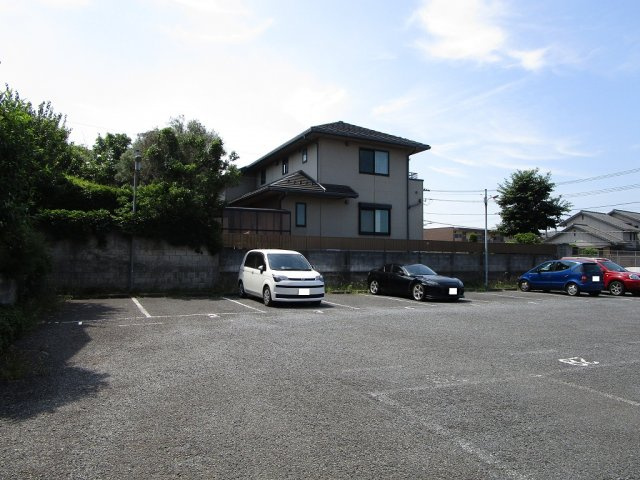 【駐車場】