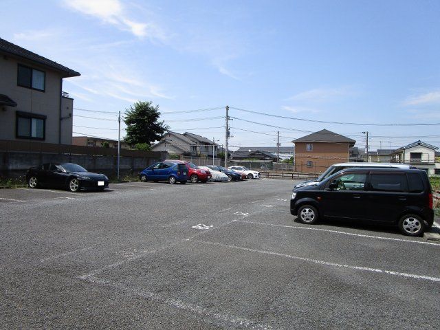 【駐車場】