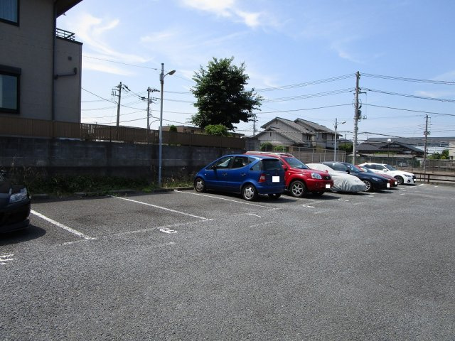 【駐車場】