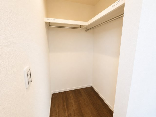 リーブルガーデン泉大津市池浦４丁目の収納