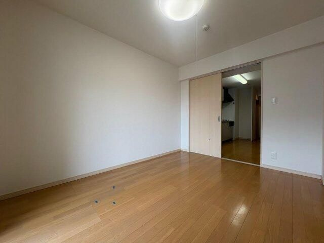 リヴドピェールの寝室|開放的な寝室です