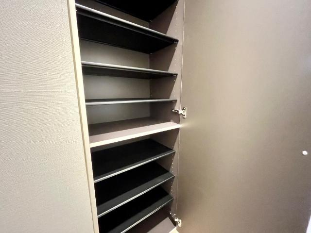 イルプレノンの収納|下駄箱