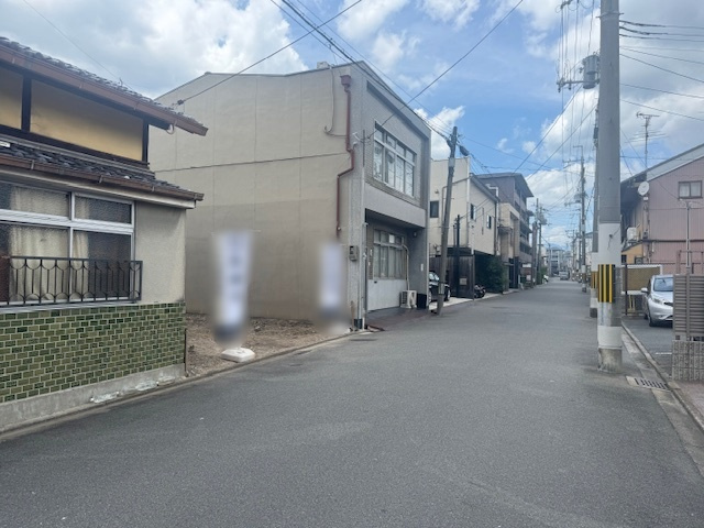 上・竪社北半町の前面道路含む現地写真