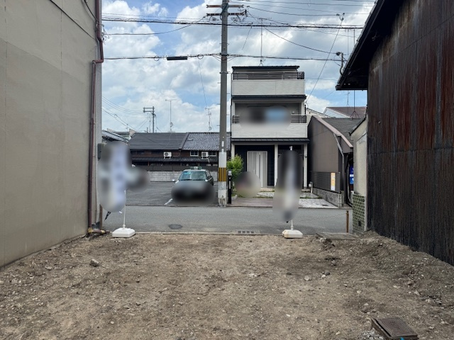 上・竪社北半町の前面道路含む現地写真