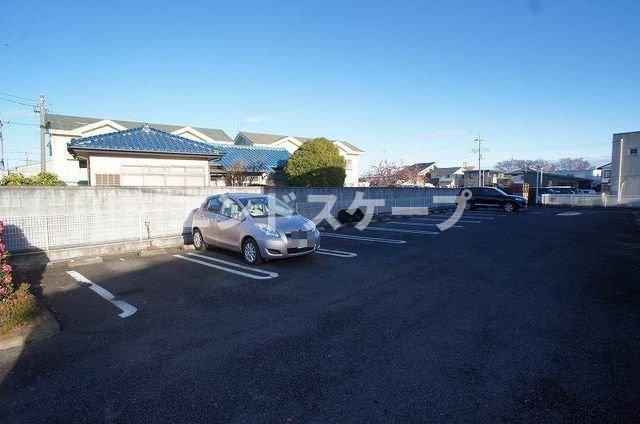 メゾン・ド・アンソレイエの駐車場|高崎、前橋のお部屋探しはエンドスケープまで！お客様の理想お聞かせ下さい♪